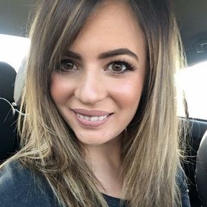 Meet your Posher, Dana